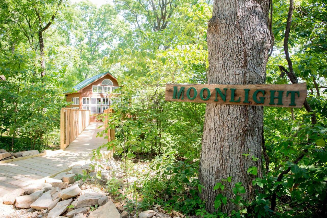 The Cottage Treehouses Hermann Exterior photo